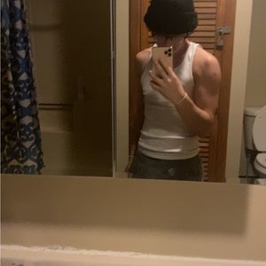 Meet your Posher, Aj